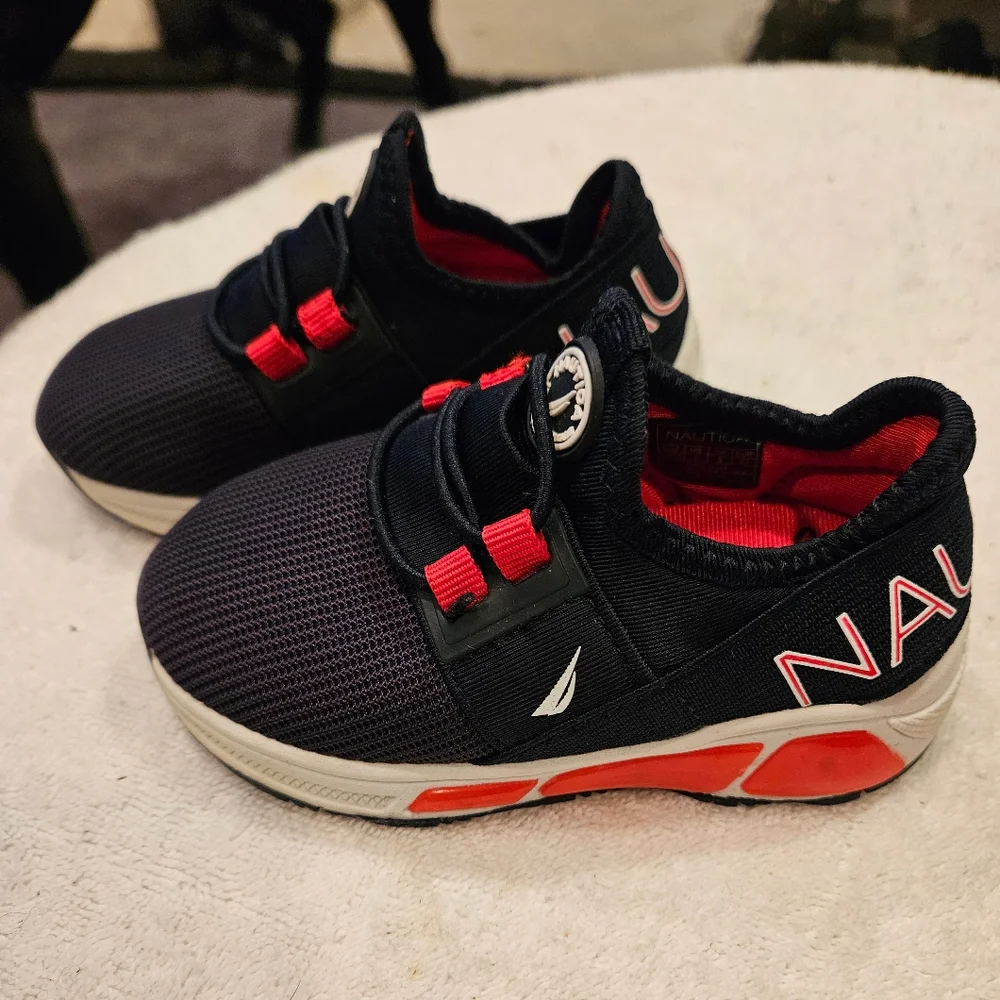 NAUTICA TODDLER NEAVE ENBOSS SNEAKERS